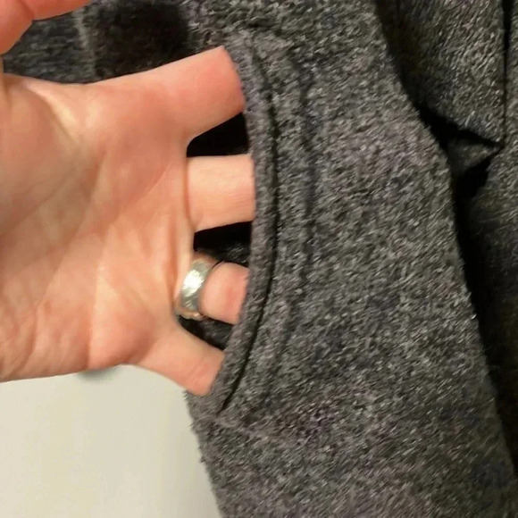 Barefoot Dreams  Cozychic lite dark grey open cardigan with pockets - Picture 3 of 5